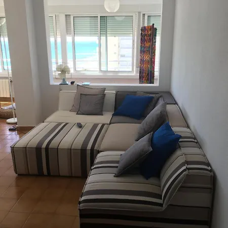 Oceanfront Urbanova Apartman